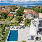 Beach Front Apartment In Omisalj
