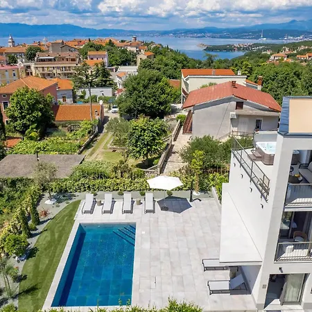 Nice Apartment In Omisalj