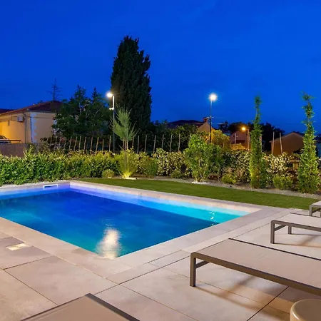 Amazing Apartment In Omisalj * Omišalj