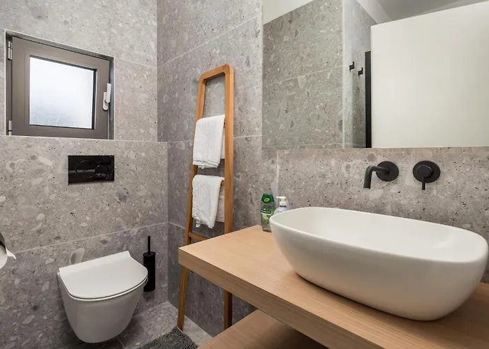 Amazing Apartment In Omisalj Appartamento Omišalj